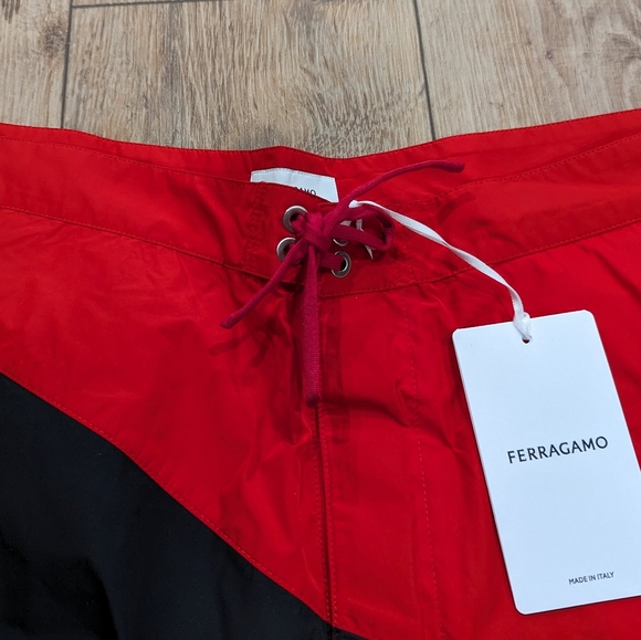 Mens SALVATORE FERRAGAMO Colorblock Shorts Black/Red - Picture 2 of 5